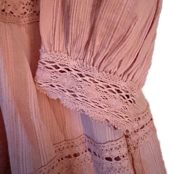 Pink Ruffled Long Sleeve Dress - Picture 4 of 6